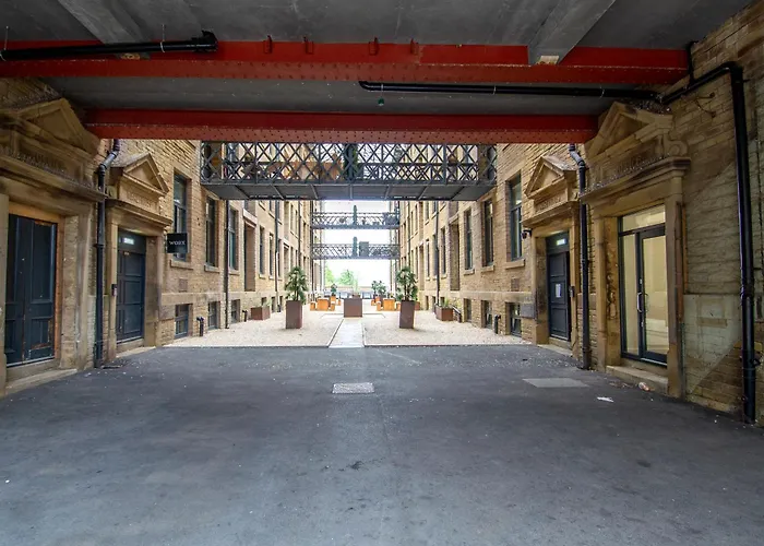 Stays, Play Pool,wi-fi,parking,3 Double Beds 公寓 *