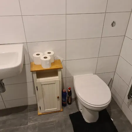 Appartement Stays, Play Pool,wi-fi,parking,3 Double Beds Bradford (West Yorkshire)